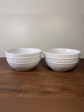 Set of 2 Staub Stoneware Soup Bowls Cereal Bowls White